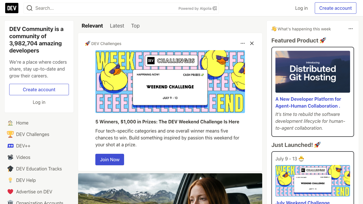 DEV Communityのトップページ。コミュニティの投稿フィードが表示されている